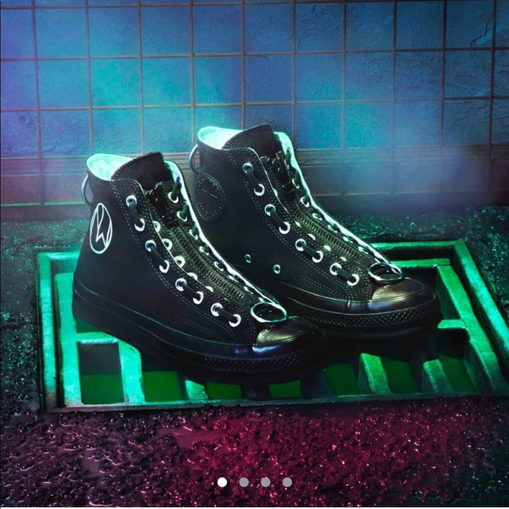 Converse x Undercover size 7 Like New Condition